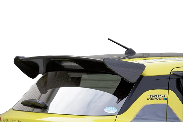 Przedni spoiler GReddy Carbon Suzuki Swift Sport ZC33S (2017+)