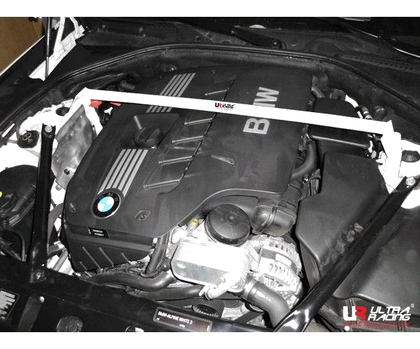 Rozpórka przednia (Front Upper Strut Bar)Ultra Racing BMW 520/525/528 F10 10+