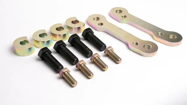 Zestaw Adapterów Przednich Zacisków Hamulcowych MZR Garage Nissan Skyline Stagea ZR/ZL18 (Porshe VW Audi) do 360mm Tarcz (Lexus ISF)