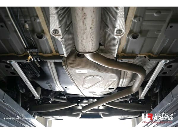 Rozpórka tylna dolna (Rear Lower Bar) (3627P) Ultra Racing Chevrolet Impala 2.5/3.6 2WD 14+