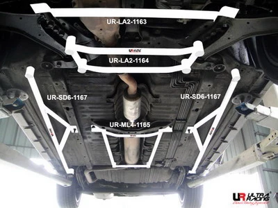 Rozpórka boczna (Side Bars) Ultra Racing Nissan Cefiro 98-03 A33