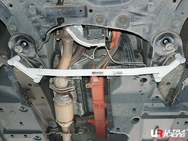 Rozpórka przednia dolna (Front Lower Brace) (3785) Ultra Racing Lexus RX 350 (AL10) 3.5 V6 4WD LHD/RHD 08-12