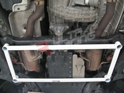 Rozpórka przednia (Front H-Brace) Ultra Racing Porsche Cayenne 955 4.5 /958 3.0