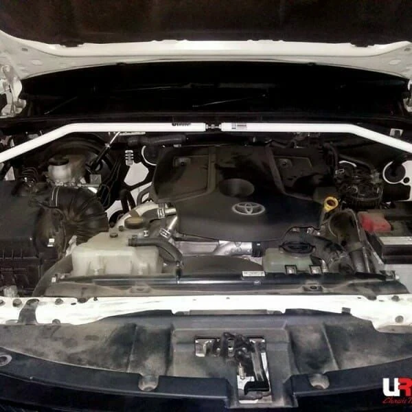 Rozpórka przednia (Front Upper Strut)bar(3357A) Ultra Racing Toyota Fortuner (AN150) 2.4D/2.7/2.8D 15+/Hilux 2.4D/2.8D 15-19 2WD/4WD