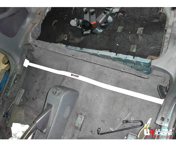 Rozpórka wewnętrzna (Room Bar) Ultra Racing Fiat Bravo 1.8 95-01