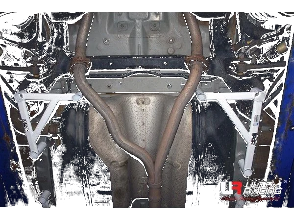 Rozpórka tylna boczna (Rear Lower Side Bars) Ultra Racing Kia Sorento 09-13