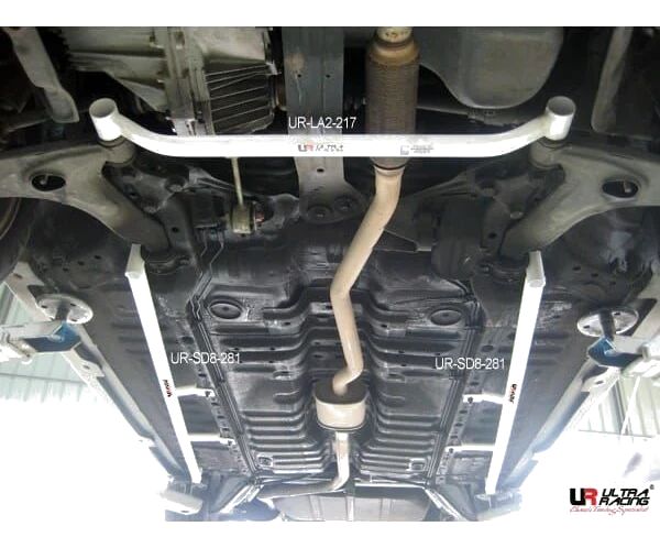 Rozpórka tylna (Rear Torsion Bar) (281P) Ultra Racing Mitsubishi Champ 1.5 2WD 83-88/Proton Iswara 1.3/1.5 92-03/Saga 1.3/1.5 85-08