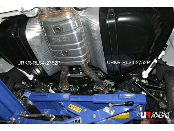 Rozpórka tylna boczna (Rear Lower Side Bar)Ultra Racing Hyundai Genesis (DH) 3.8 V6 15-16 (4WD)