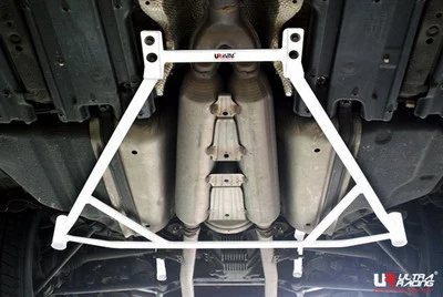 Rozpórka tylna dolna (Rear Lower Brace) 1353 Ultra Racing Lexus LS 430 00-06