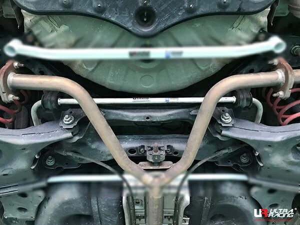 Stabilizator zawieszenia tylny 18mm Ultra Racing for Nissan Altima/Teana (L33) 2.0/2.5 2WD 12-18