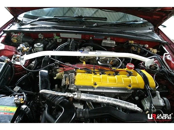 Rozpórka przednia (Front Upper Strut Bar)2173 Ultra Racing Honda Prelude 88-91