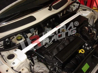 Rozpórka przednia (Front Upper Strut Bar)Ultra Racing Mini Cooper (S) R53/R55 1.6 01+
