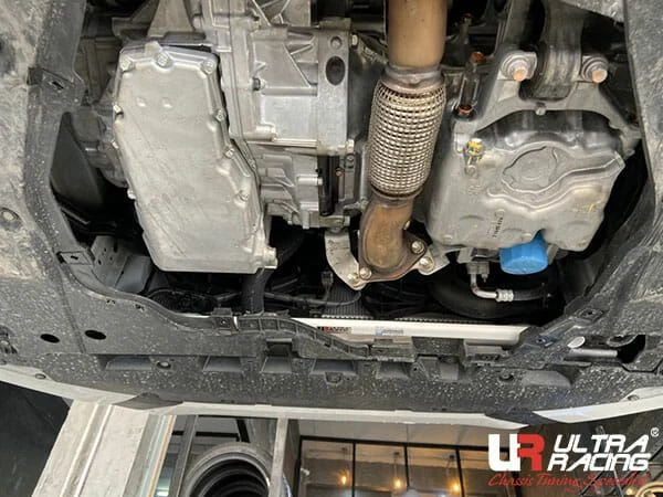 Rozpórka przednia dolna (Front Lower Tiebar) (4056) Ultra Racing Honda Accord (CV1) 1.5T/2.0 18+/Civic 1.5T 21+ 2WD