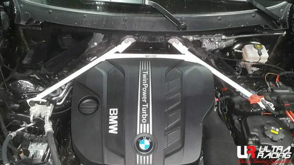 Rozpórka przednia (Front Upper Strut Bar)(3408) Ultra Racing BMW F15 (X5-xDrive40e) 2.0T/2.5D/3.5 15-18/F16 X6 3.0TT 15-19 4WD