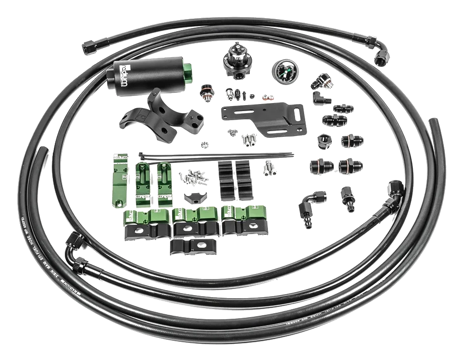 Zestaw Przewodów Uchwytu Pompy Paliwa z Filtrem Microglass Radium Engineering Mitsubishi EVO 1-6