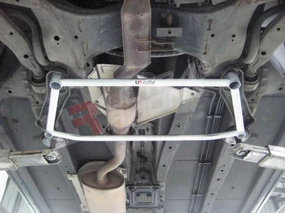 Rozpórka przednia (Front H-Brace) Ultra Racing Nissan Murano 2WD 06+