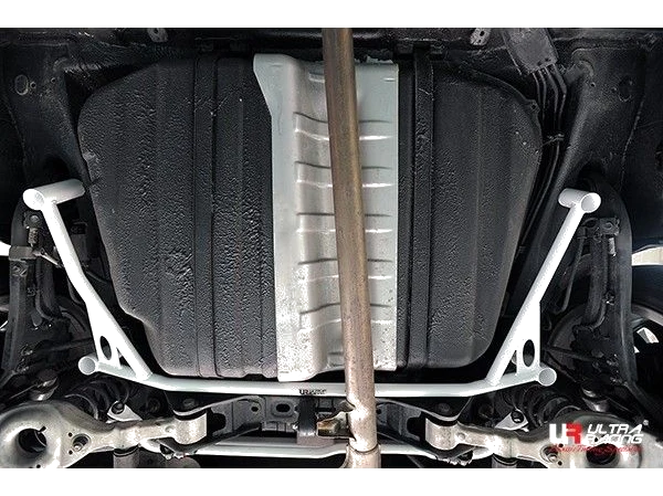 Rozpórka tylna dolna (Rear Lower Brace) Ultra Racing Hyundai Sonata/i40 /Kia Optima 11+