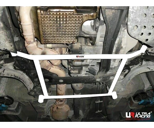 Rozpórka przednia dolna (Front Lower Brace) (1984) Ultra Racing Ford Escape 3.0 4WD 00-06