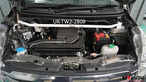 Rozpórka przednia (Front Upper Strut Bar)(2809) Ultra Racing Proton Ertiga 1.4 17+/Suzuki Ertiga 1.4 12-18 2WD