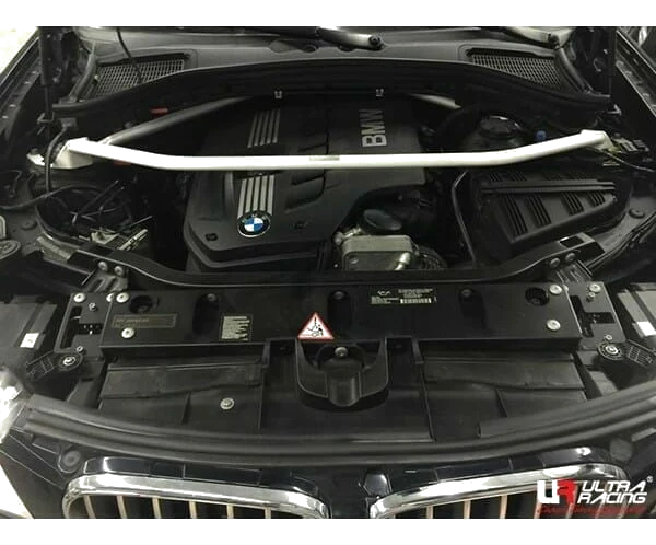 Rozpórka przednia (Front Upper Strut Bar)(2888) Ultra Racing BMW F25 (X3) 2.0D 11-17/F26 X4 3.0T 14-18/F26 X4 M40i 3.0TT 15-18 4WD