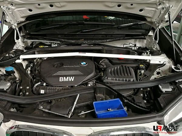 Rozpórka przednia (Front Upper Strut Bar)(3962) Ultra Racing BMW F48 (X1) 2.0T 2WD 15+
