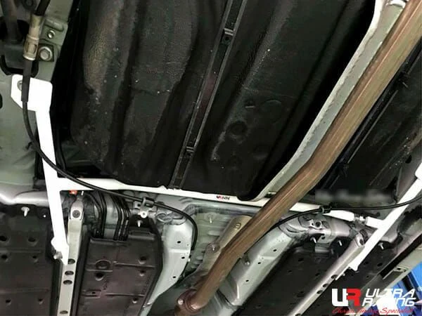 Rozpórka tylna dolna (Rear Lower Bar) (3466A) Ultra Racing Lexus ES 250 (XV60) 2.5 V6 2WD 12-18