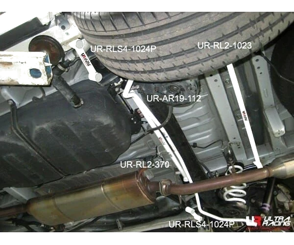 Rozpórka tylna dolna (Rear Lower Bar) (1023) Ultra Racing Toyota Alphard (AH20) 2.4  08-15/Alphard/Vellfre 3.5 08-15 2WD
