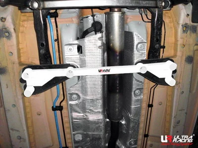 Rozpórka środkowa (Mid Lower Brace) 1500 Ultra Racing Mini Countryman R60 11+