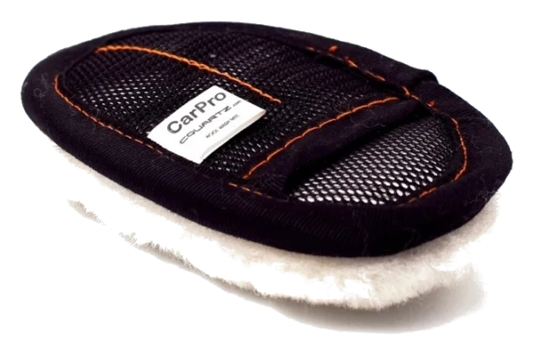 CAR PRO 2Fingers Wool Wash Mitt bardzo delikatna rękawica z wełny do mycia do trudno dostępnych miejsc