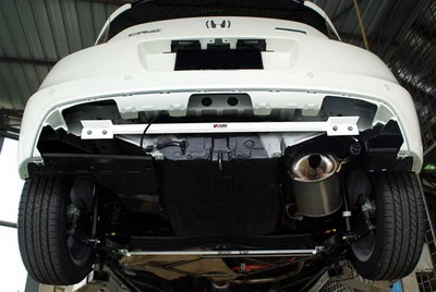 Rozpórka tylna (Rear Torsion Bar) Ultra Racing Honda CRZ ASIAN 10+