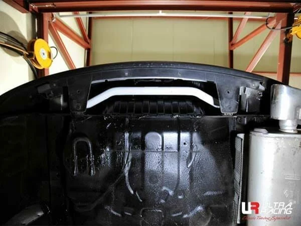Rozpórka tylna (Rear Torsion Bar) (2248) Ultra Racing Renault Samsung SM5 (L43) 1.6T/2.0 FL 15+/SM7 2.5 11-19