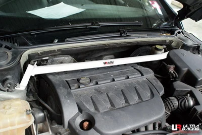 Rozpórka przednia (Front Upper Strut Bar)Ultra Racing Peugeot 407 04-10 2.0
