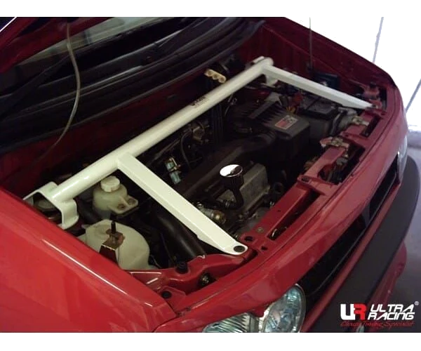 Rozpórka przednia (Front Upper Strut Bar)(016) Ultra Racing Perodua Kenari (L900) 1.0 2WD 00-09