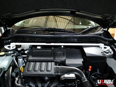 Rozpórka przednia (Front Upper Strut Bar)RHD 1224 Ultra Racing Mazda 3 BL 09+