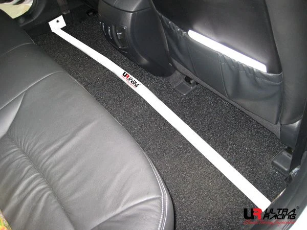 Rozpórka wewnętrzna (Room Bar) Ultra Racing Hyundai Sonata YF 11+ 2.0 i45