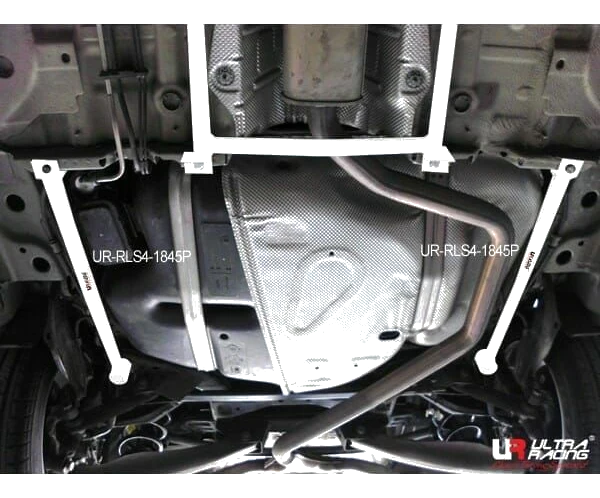 Rozpórka tylna dolna (Rear Lower Bar) (1845P) Ultra Racing Buick Lacrosse /Regal 08-17/ Chevrolet Alpheon 2WD