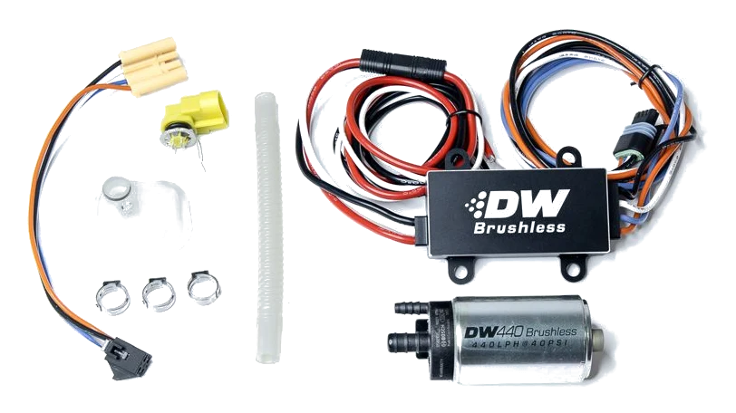 Pompa paliwa DeatschWerks DW440 440 lph z kontrolerem 2004-2008 Mazda RX-8 2009+ Nissan 370Z (Z34)