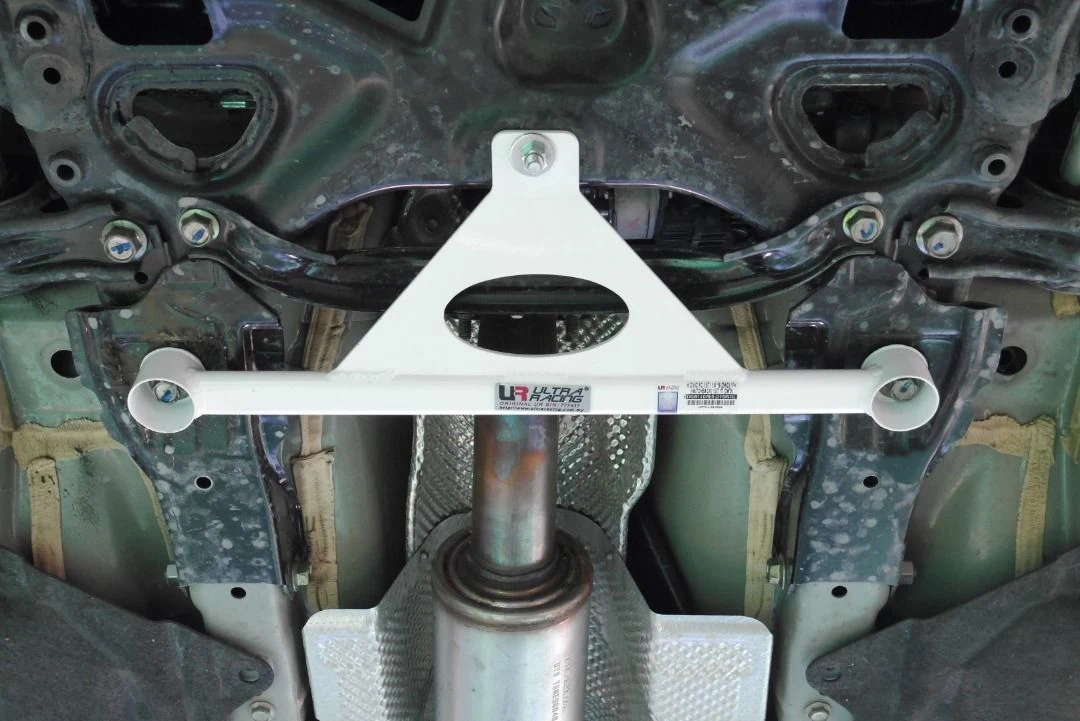Rozpórka przednia (Front Subframe Bar) Ultra Racing Honda Civic FK8/ FK/FC 15+ 3P