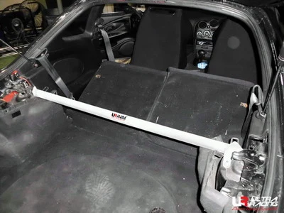 Rozpórka tylna górna (Rear Upper Strut Bar) Ultra Racing Hyundai Coupe 96-99