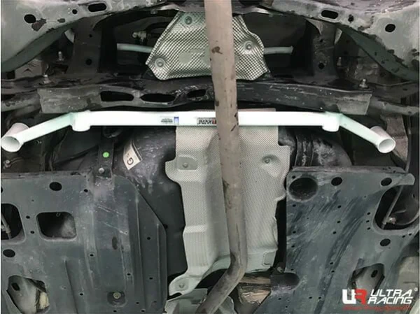 Rozpórka tylna dolna (Rear Lower Bar) (3743) Ultra Racing Mazda 3 3TH GEN (BM) 2.0 2WD Sedan 13-18