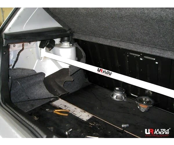 Rozpórka tylna górna (Rear Upper Strut Bar) (982) Ultra Racing Volkswagen Golf Gti MK2/A2 (TYP 19E) 1.8 83-92/Golf Gti MK3/A3 (TYP 1H) 1.8 92-98 2WD