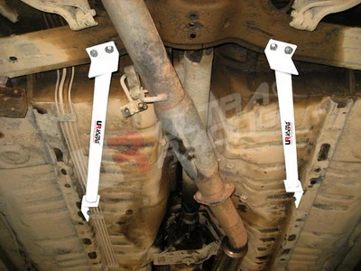 Rozpórka tylna (Rozpórka tylna (Rear Brace)) 101 Ultra Racing Mazda RX7 FC 86-91