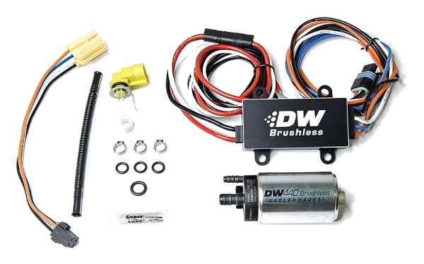 Pompa paliwa DeatschWerks DW440 440 lph z kontrolerem 2016+ Chevy Camaro
