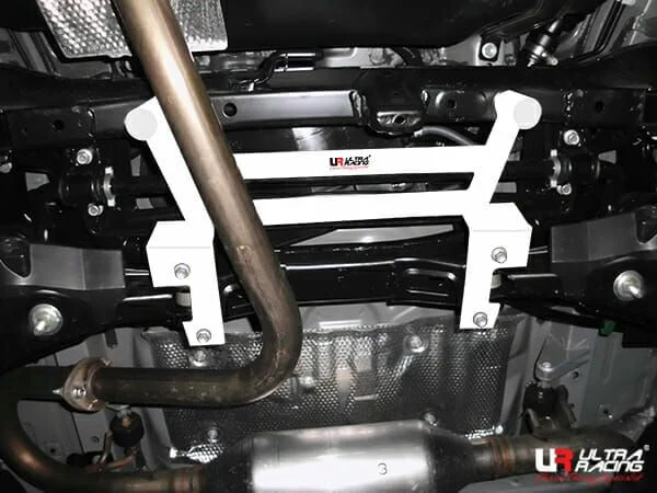 Rozpórka tylna dolna (Rear Lower Bar) (2355) Ultra Racing Scion TC 2.5 11-14/Scion TC FL 2.5 14-16 2WD