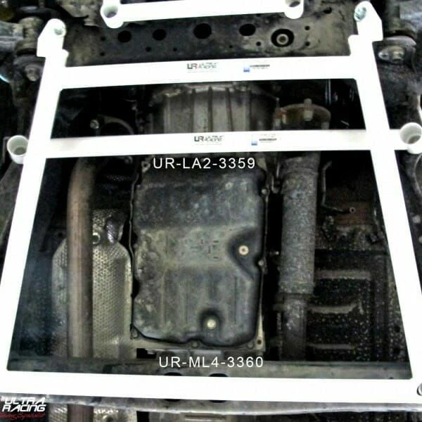 Rozpórka przednia dolna (Front Lower Tiebar) (3359) Ultra Racing Toyota Fortuner (AN150) 2.4D/2.7/2.8D 15-19/Hilux 2.4D/2.8D 15+ 4WD