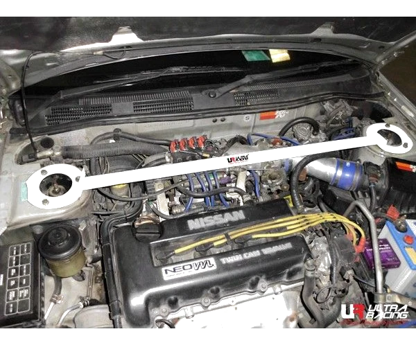 Rozpórka przednia (Front Upper Strut Bar)Ultra Racing Nissan Primera 95-02 P11