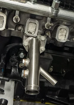 Króciec płynu chłodniczego do głowicy IOD Performance BMW M57