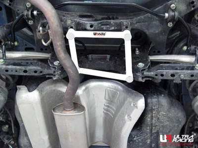 Rozpórka tylna (Rear L Brace) 1230 Ultra Racing Nissan X Trail 2.0 08+