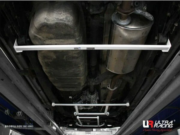 Rozpórka tylna dolna (Rear Lower Bar) (4132) Ultra Racing Ssangyong Rexton Sports (Q200) 2.2D 2WD/4WD PICK-UP 18+