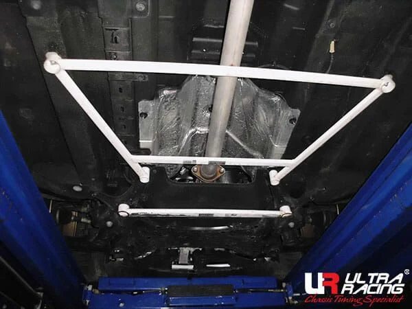 Rozpórka środkowa (Mid Lower Brace) (3629) Ultra Racing Kia Sportage (QL) 1.7D/2.0D 2WD 17-22